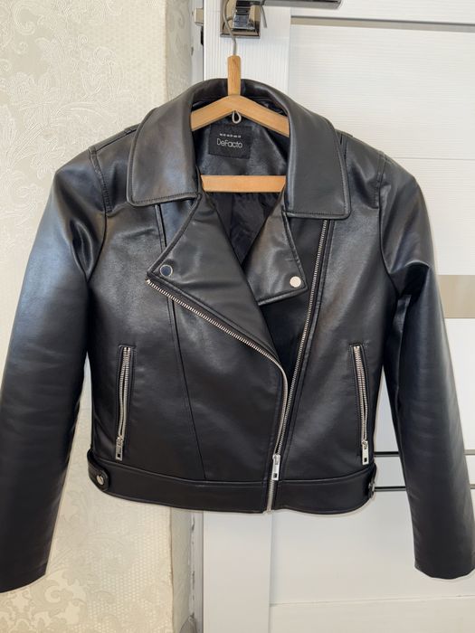 Продам кожанку в отличном состоянии