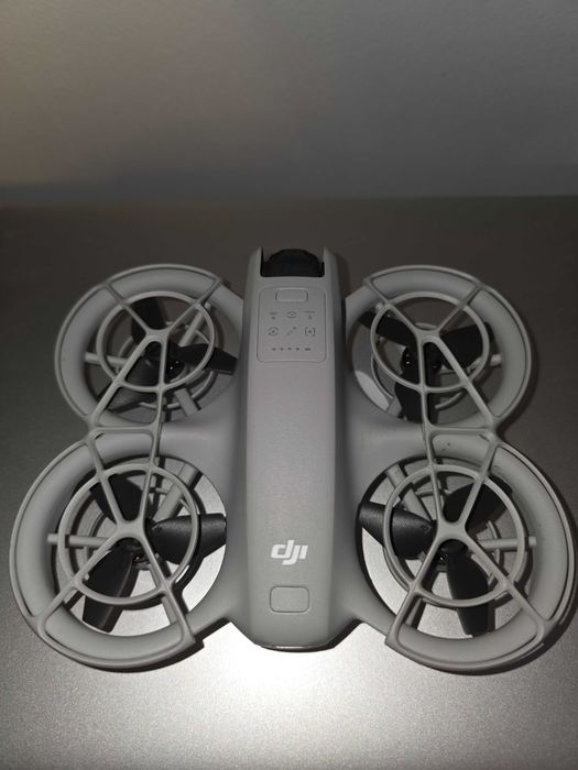 Drona Dji Neo 1 (doar drona+o baterie+carcasa de protectie)
