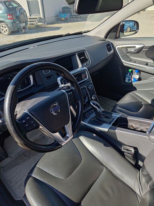 Volvo v60 plug in hynrid 288cp