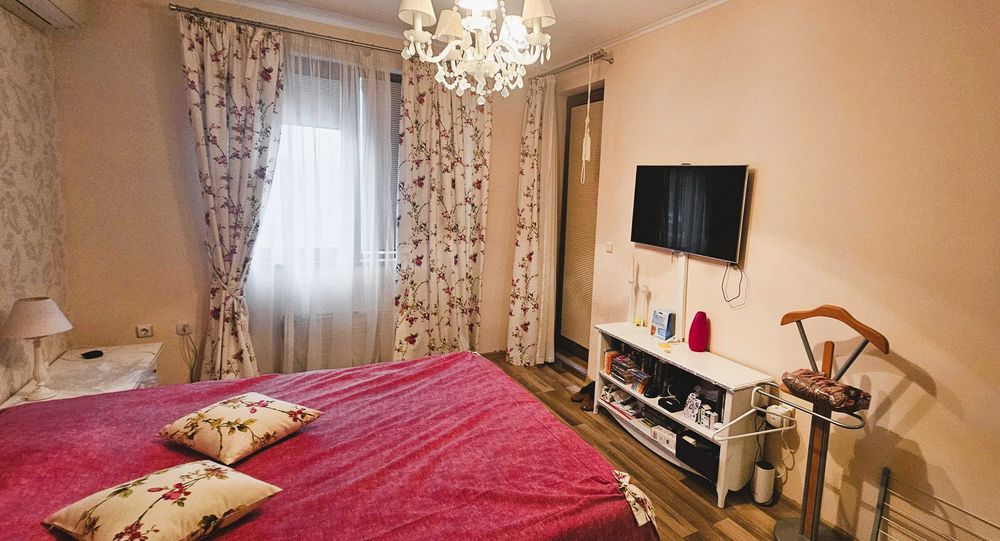 Продава се Тристаен апартамент в с. Шкорпиловци, Област Варна - 122 кв.м за 661 €/кв.м - Снимка #18