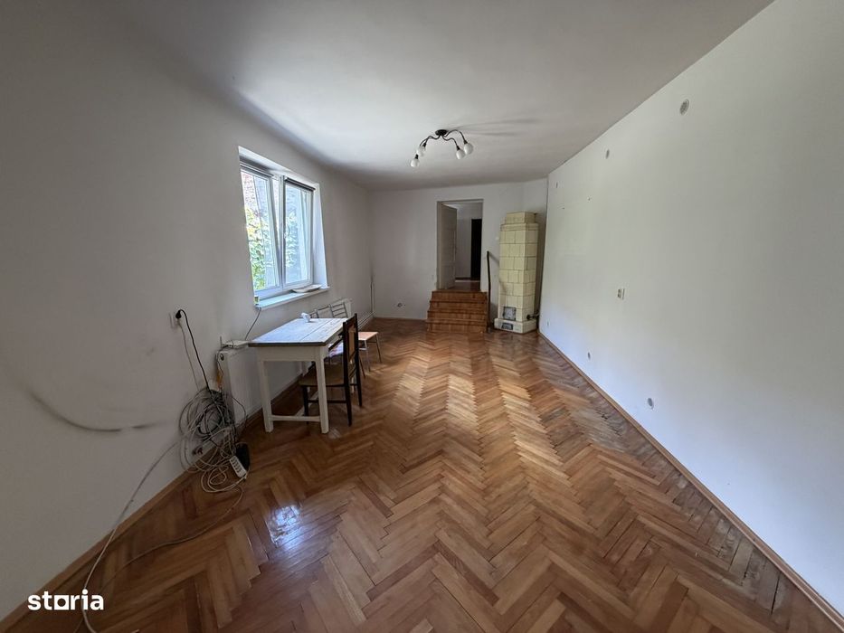 Spatiu comercial de inchiriat  langa MISAKI / GLOW ARTIST SALON