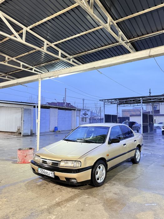 Nissan Premiera 1992