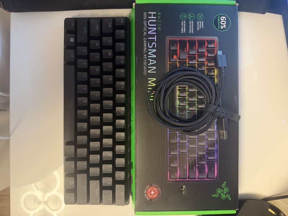 Huntsman mini red switch