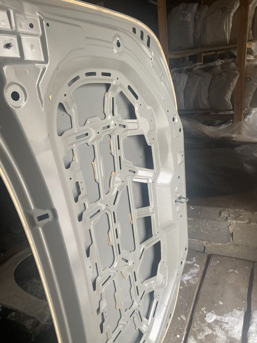 Капот EXEE LX оригинал новы