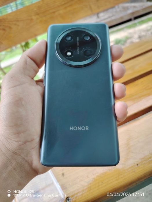 Honor x9 c ideal holatda srocna