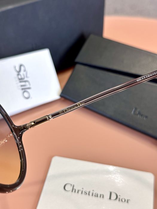 Оригинални слънчеви очила Christian Dior KB70D