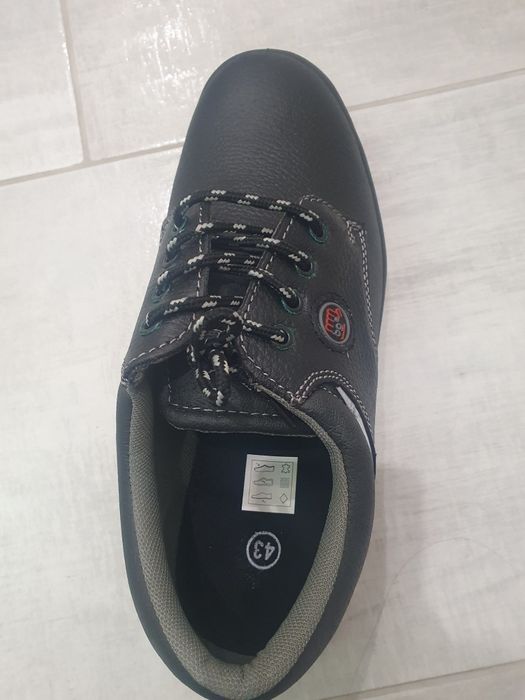 Работни обувки, нови!