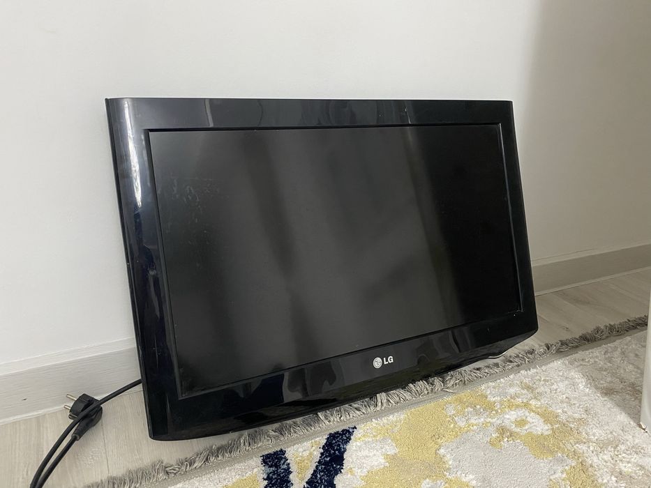 Телевизор модель LG