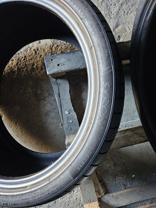 4 anvelope vara 255 35 19 Syron 6.7mm