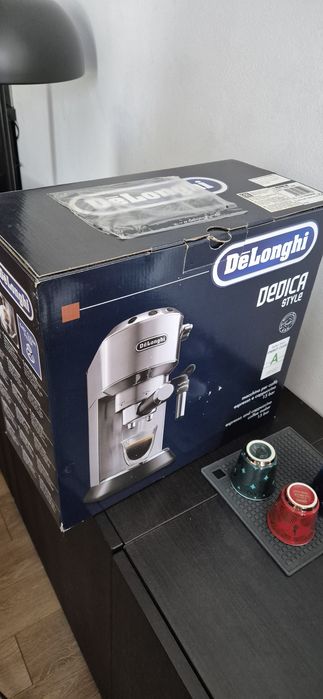 Кафе машина DеLonghi DEDICA