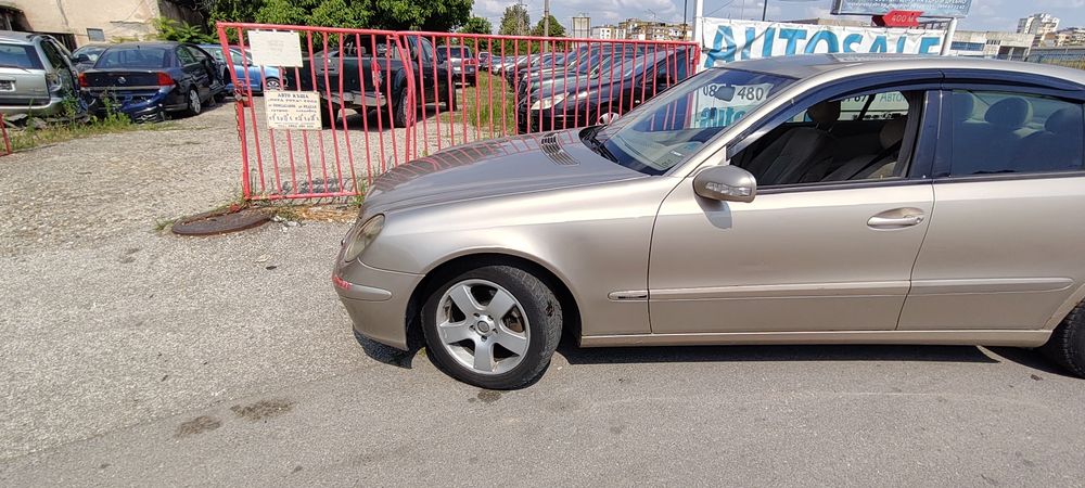 Мерцедес е220 mercedes e220 2.2CDI 150кс w211 за части