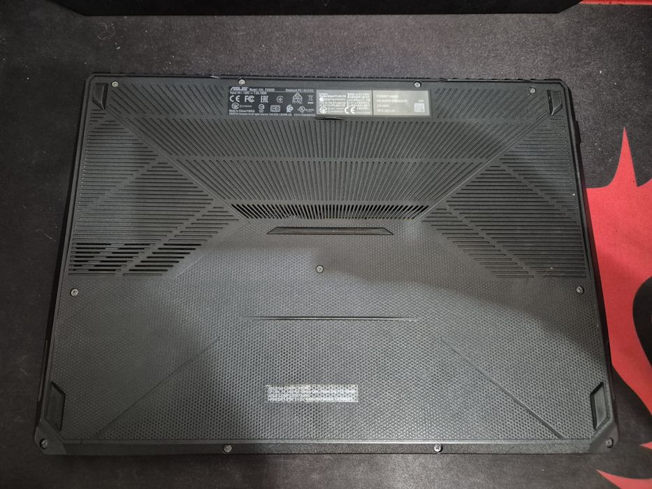 Laptop Gaming Asus Tuf Ryzen 7 3750H/GTX 1650/16GB RAM