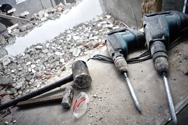Демонтаж\Снос\Разнорабочие и уборка территории