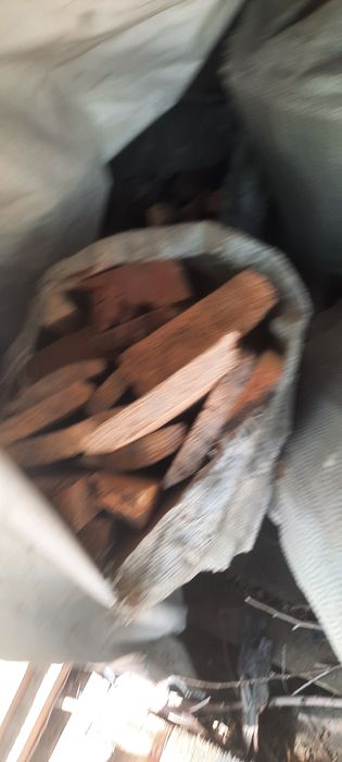 Продам Дрова и уголь в мешках (доставка)