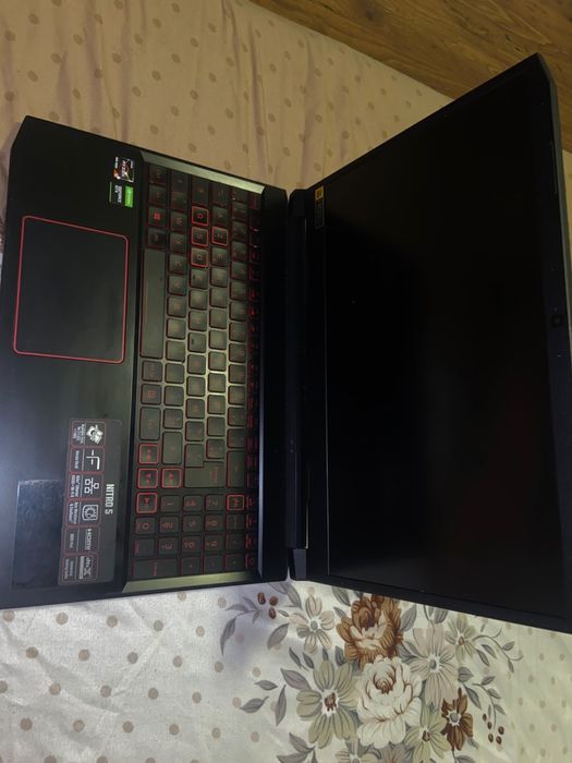 Laptop gaming acer nitro 5  Ssd 256 gb kingston  8gb RAM  Full HD 144hz