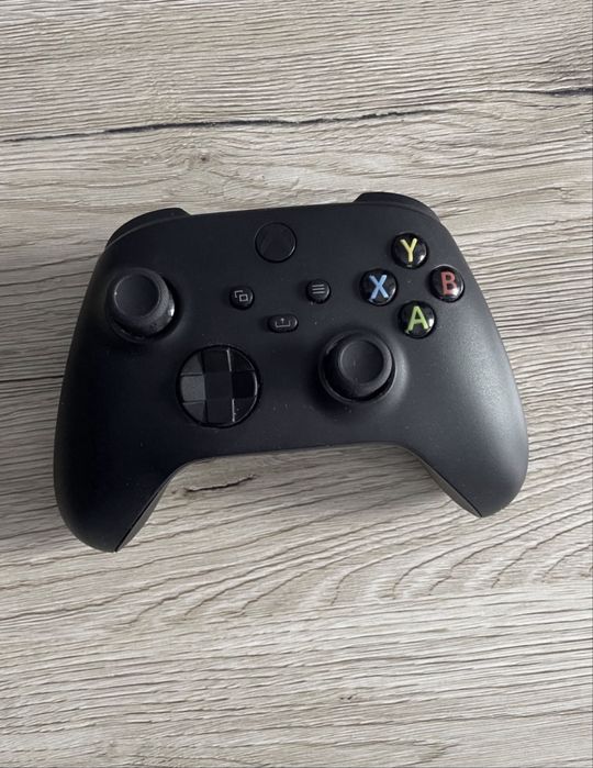 Xbox контролер с батерия