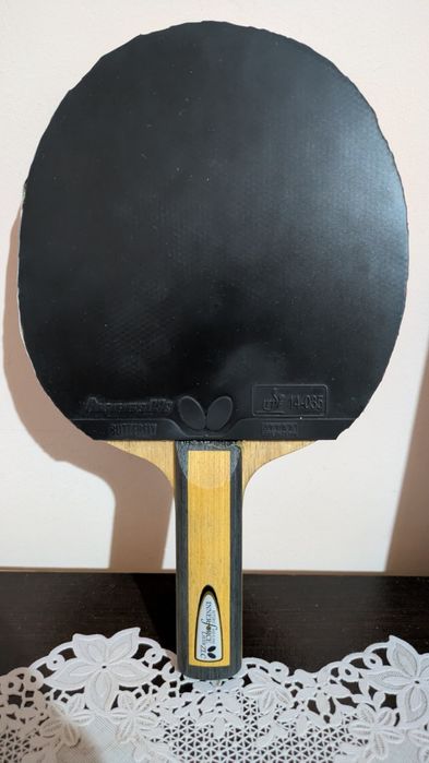 Професионална хилка Butterfly Innerforce ZLC