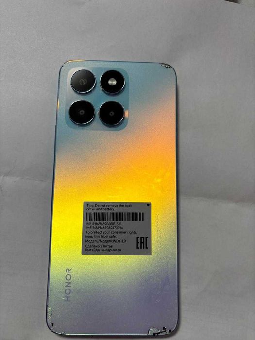 продам телефон honor x6a