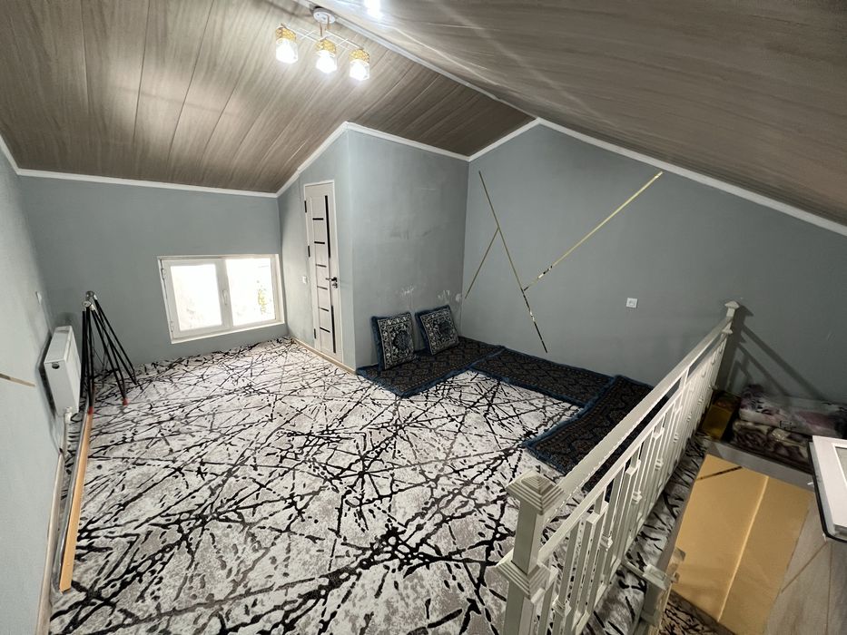 Uy sotiladi kotej uslubida qurilgan