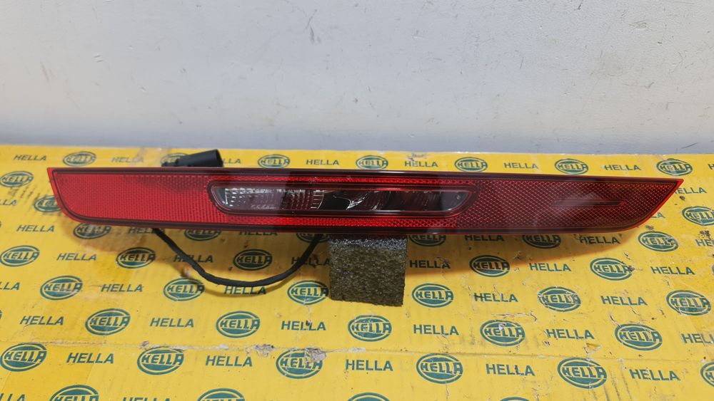 Lampa tripla stop ceata bara spate Porsche Macan 95B 95B945726T NOU