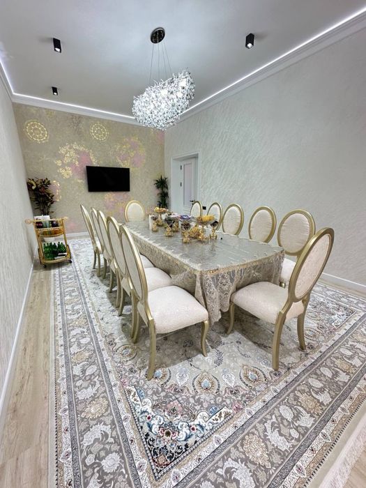 Nazarbek , Harakat  3 sotok  8 xona