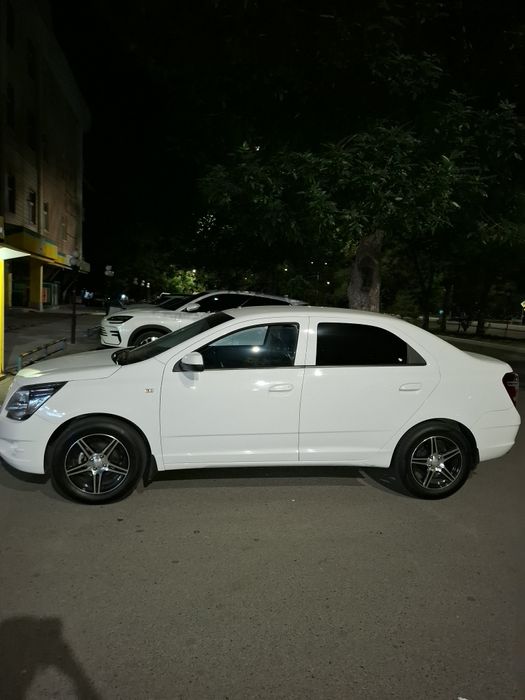 Sotiladi obmenga ham gaplashamz