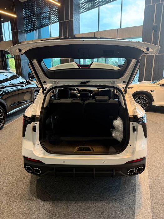 Kaiyi x7 Hybrid: 7 örindiqli, 5litr/100km