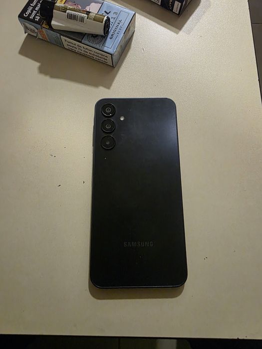 Samsung galaxy A16 black