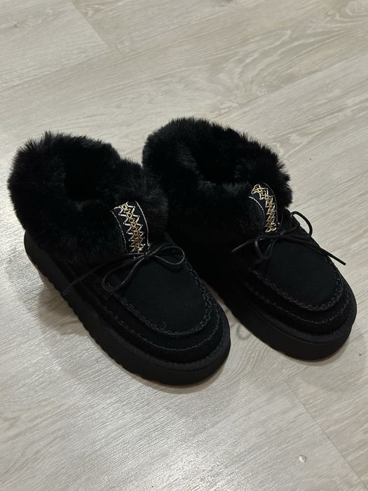 Угги новые! Стильные и очень теплые