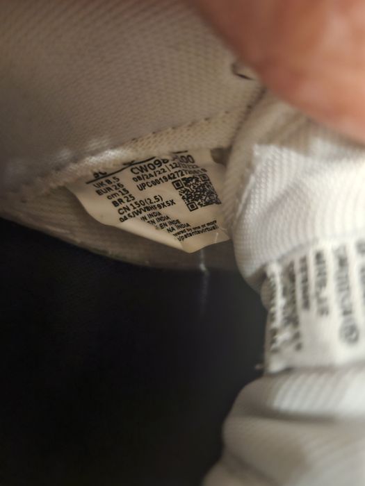 Adidasi Nike marimea26