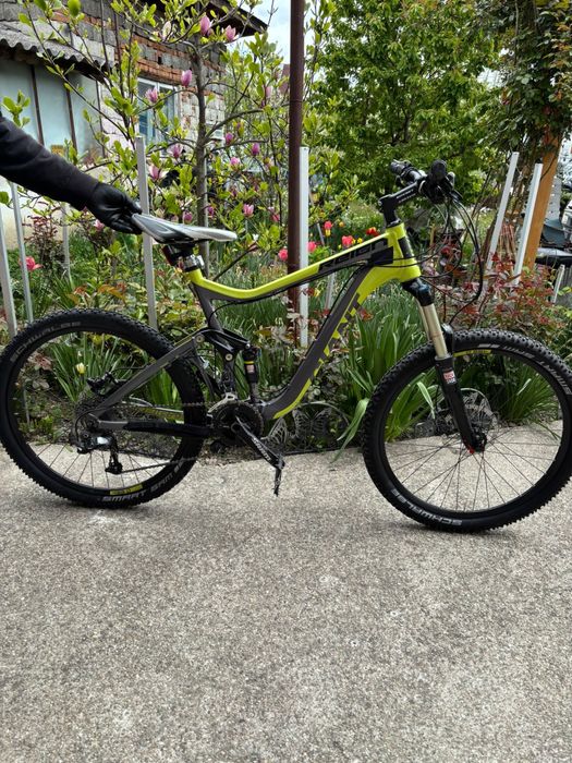 Bicicleta full suspension Giant Reign Maestro 6.0