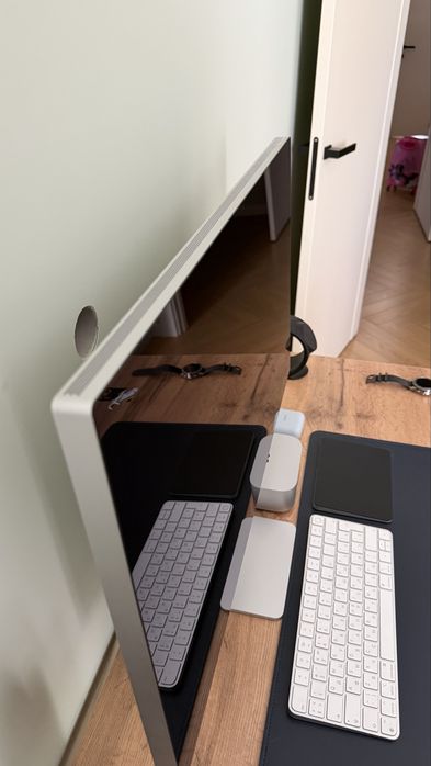 Mac mini, apple studio display, trackpad, keyboard