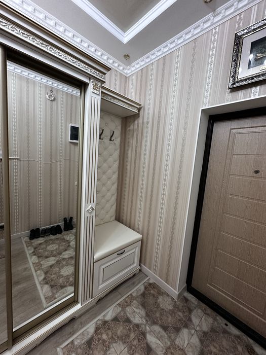 Прихожая мебель.