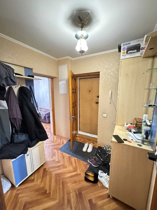 Продам 3 ком Р-он Гор Одел