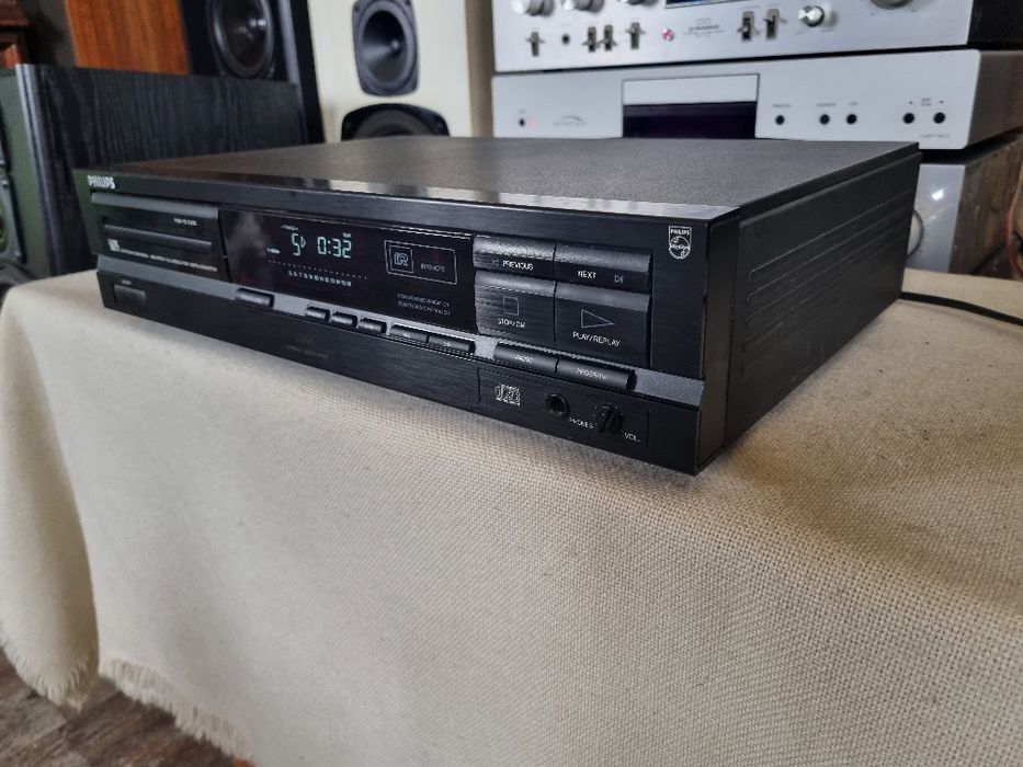 Cd Player Philips CD-615. CDM 4/19. Perfect functional. Impecabil.
