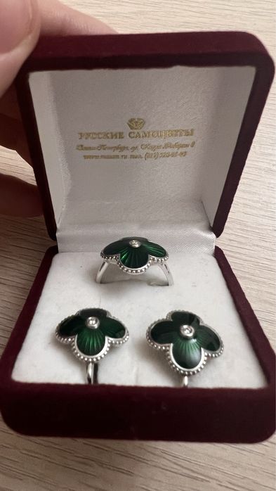 Серебряный набор кольцо и серьги Русские Самоцветы