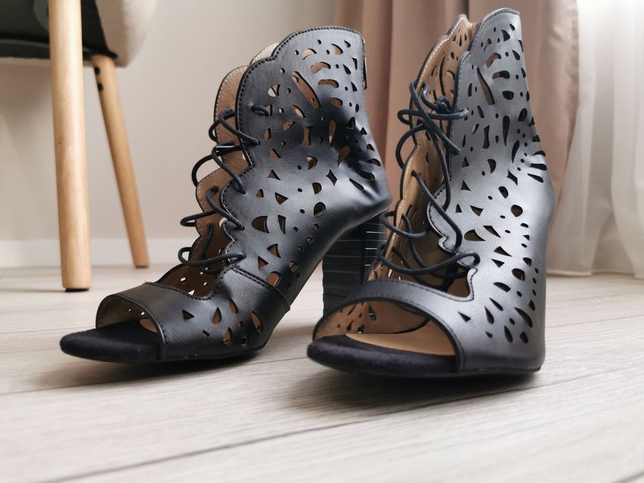 Летни боти Дарис Daris