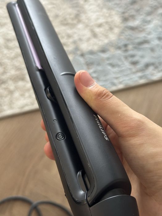 Philips выпрямлитель для волос модель PHILIPS BHS 377/00