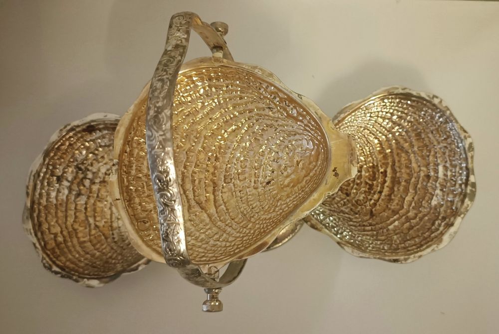 СРЕБРО - триетажна поставка за стриди Mayell Queen Anne