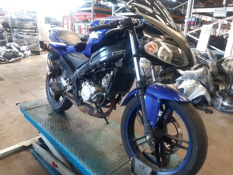 Мотоциклет Ямаха (Yamaha TZR 50)-на части