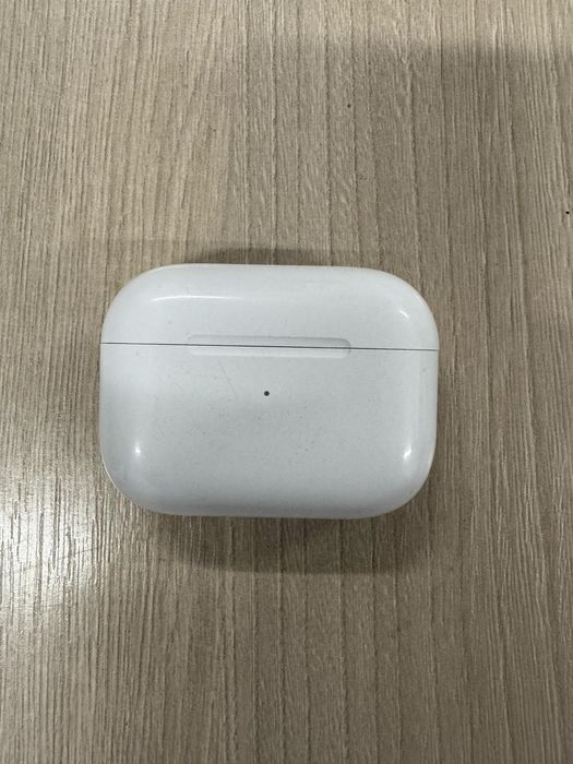 Продам Airpods pro