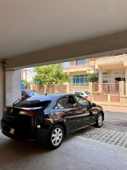 Renault Laguna din 2010 motor 1.5 motorina euro 5 km 220000