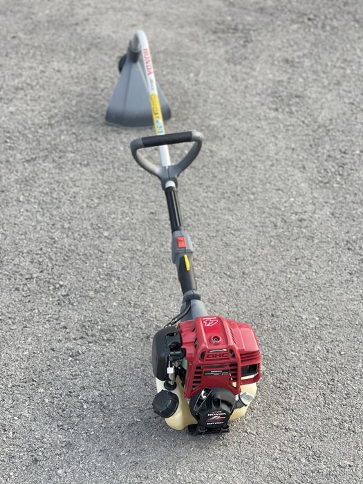 Тример HONDA UMS425E1 LNET 25cc