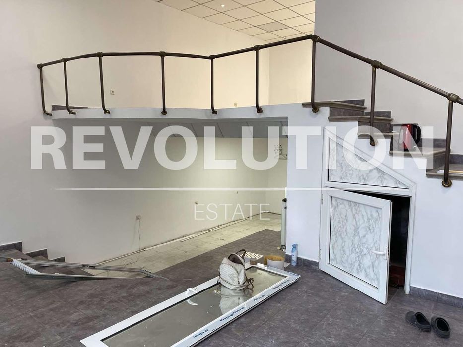 Дава се под наем Магазин в Варна, Колхозен пазар - 100 кв.м за 550 € - Снимка #1