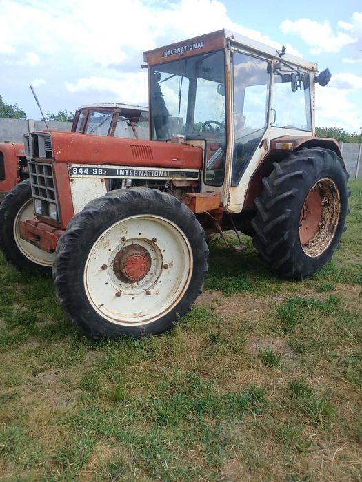 Internațional 844 SB 4×4