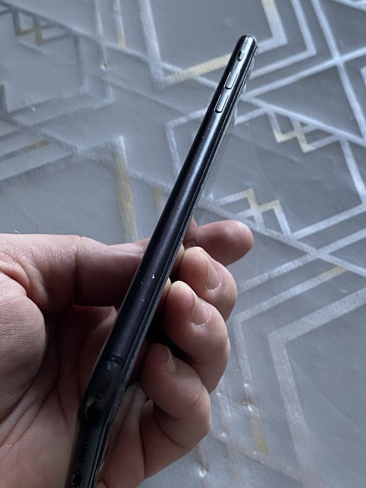 Айфон 7+ 32гб памяти