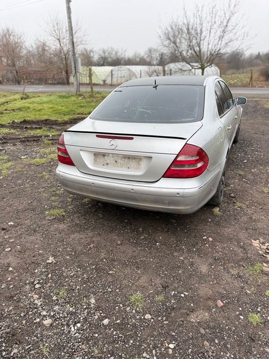 Mercedes 270cdi на части