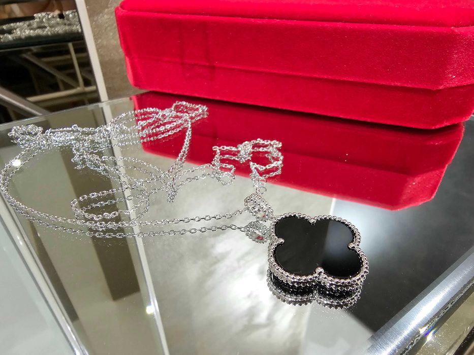 Van Cleef & Arpels VCA Silver Black Long Magic Alhambra Дамско Колие
