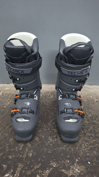 Ски и обувки -ползвани