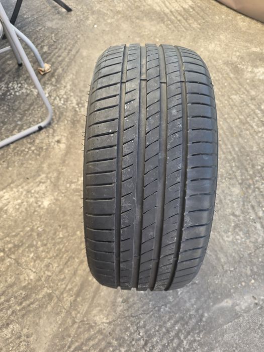 Anvelope second hand 225 40 r18 200 lei bucata